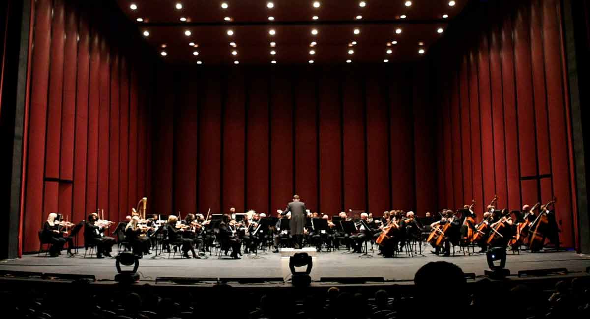Asiste al concierto de la Orquesta Sinfónica del Estado de México en Toluca
