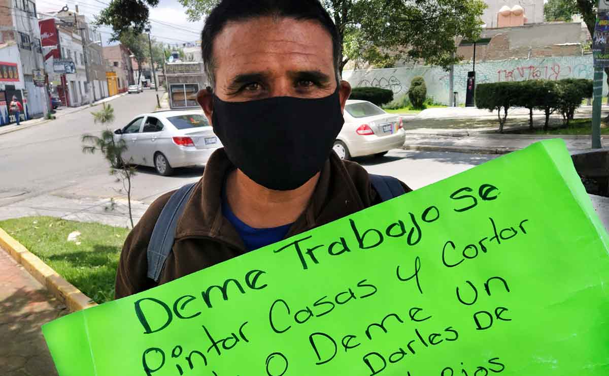 Desempleado de Elektra busca trabajo para alimentar a su familia en Toluca