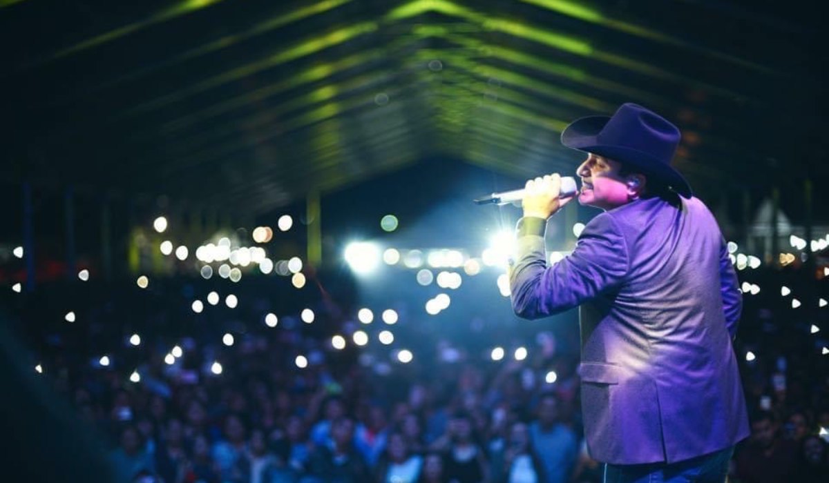 ¿Cuándo se presentará Julion Álvarez en la Feria San Isidro Metepec 2022?