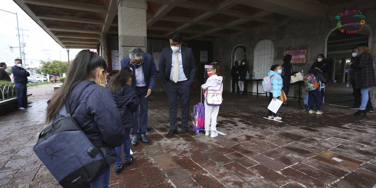 Calendario SEP junio 2022 ¿Cuándo serán los puentes escolares?