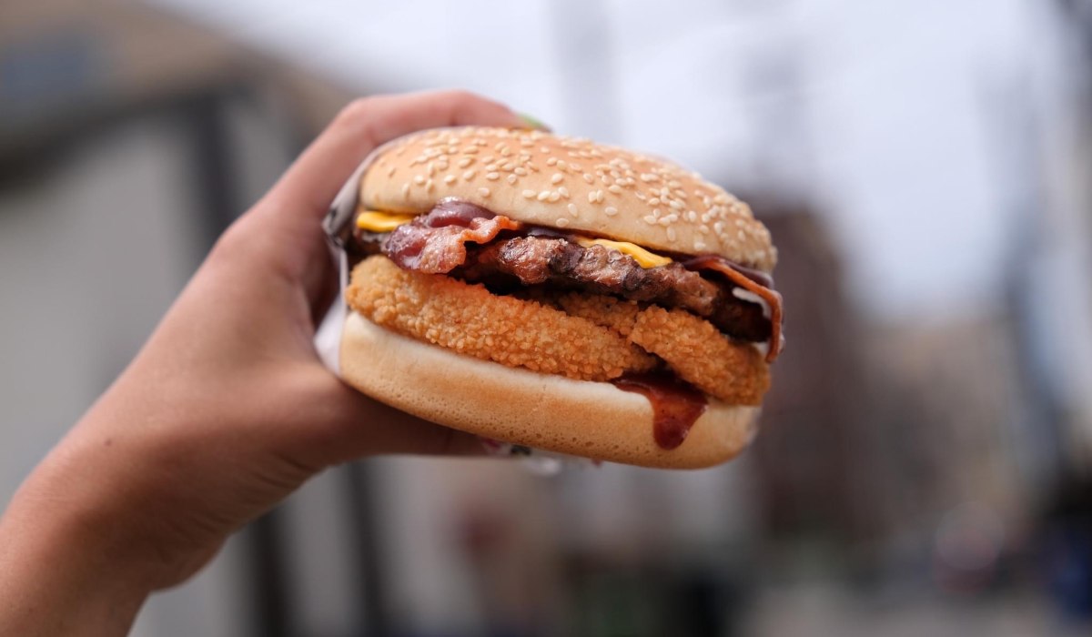 ¡Esas si son ofertas!, conoce donde venderán las hamburguesas en $1 peso