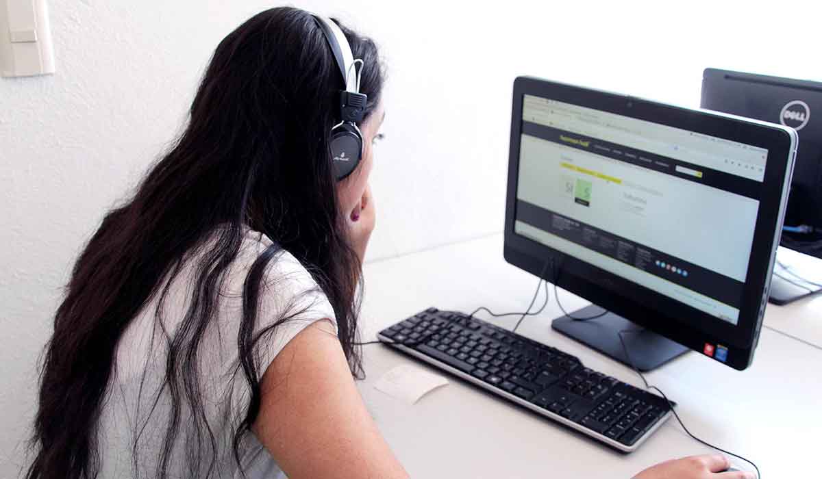 Solicita empleo en esta Secretarí­a de Gobierno con sueldo de hasta 78 mil pesos