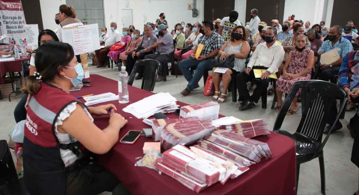 Guí­a para registrarte a la Pensión Bienestar de $2,550, requisitos, horarios y más