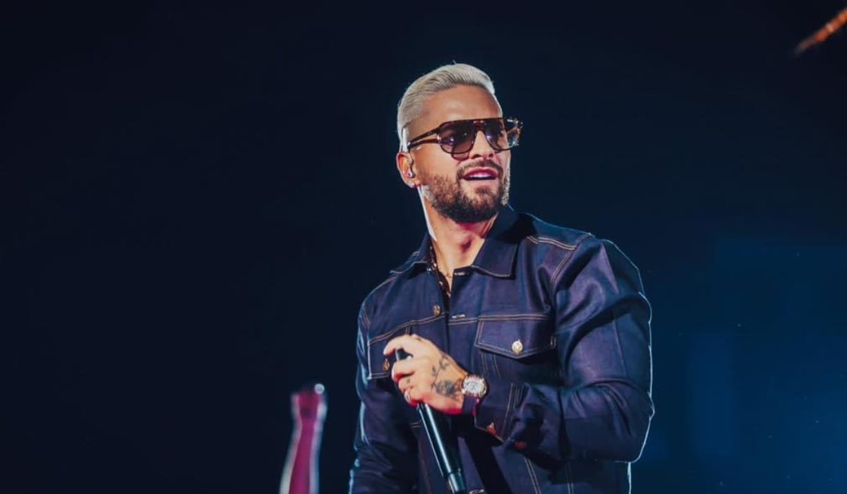 Maluma canta canción de Vicente Fernández y los fans enfurecene