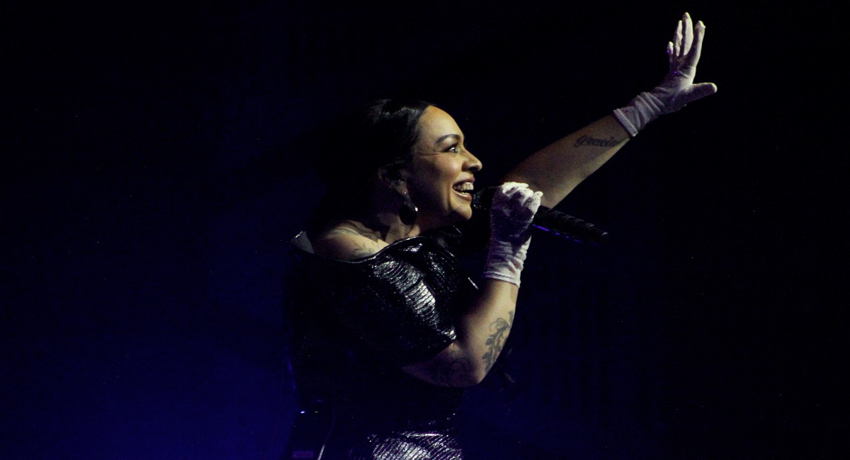 Se dieron el ¡Sí­! En pleno concierto de Carla Morrison en Toluca