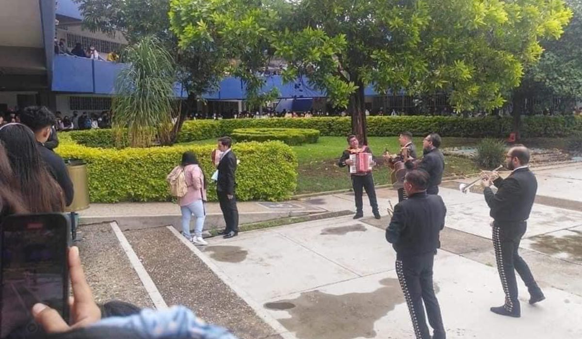 Pide perdón por una infidelidad, pero fue bateado, quedó en ridí­culo y se hizo viral