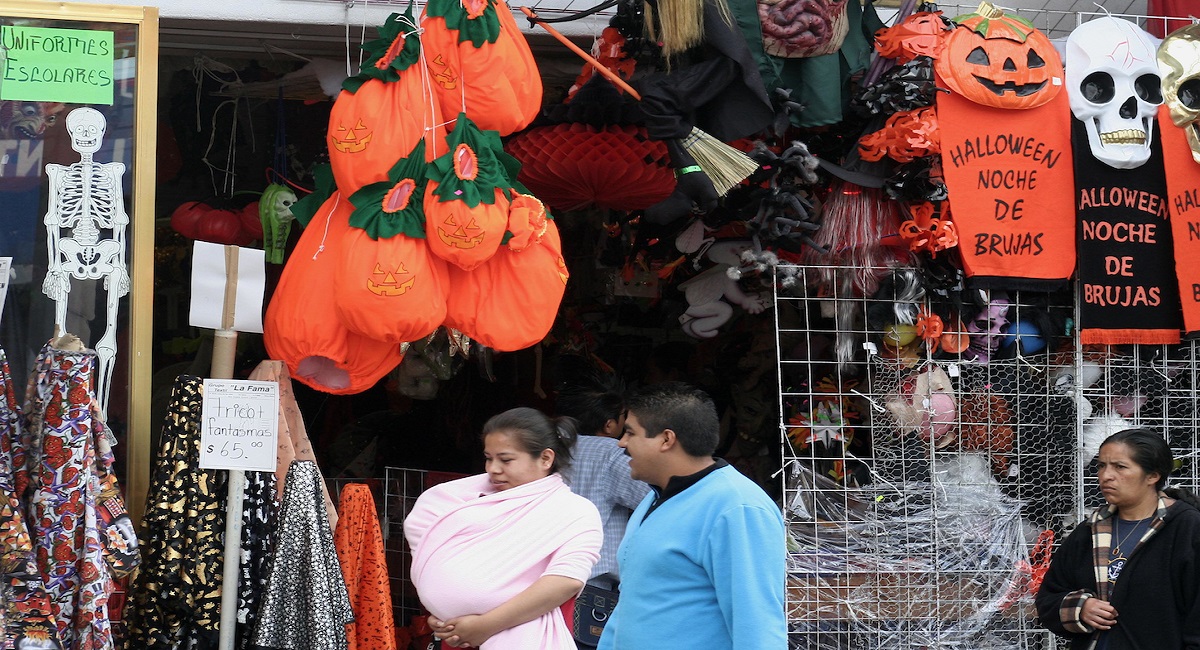 ¿Clausura ante PROFECO por venta de artí­culos de Dí­a de Muertos? Esta es la verdad