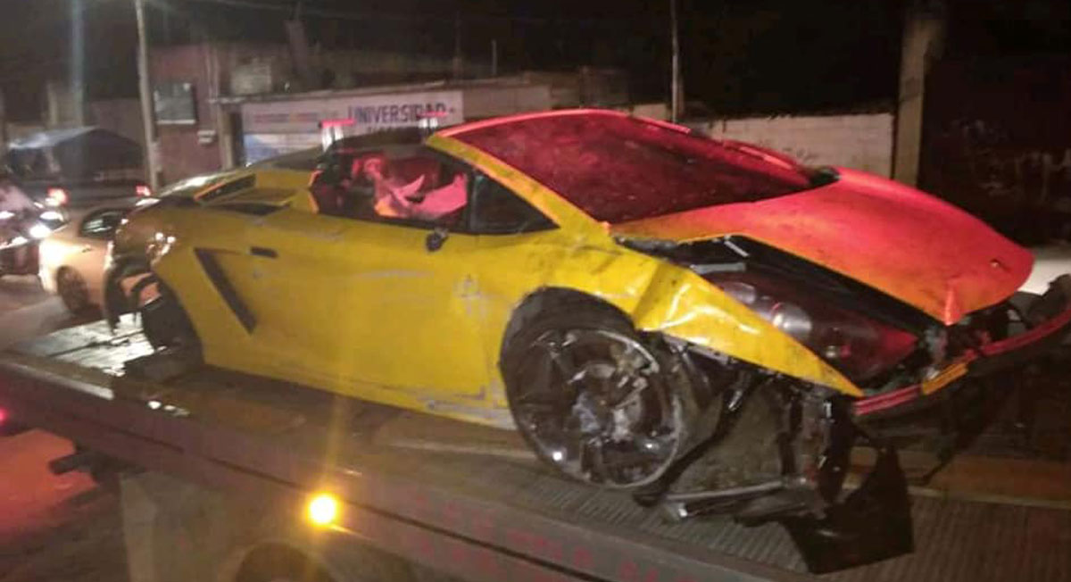 Así­ terminó este Lamborghini en carretera cercana a Toluca