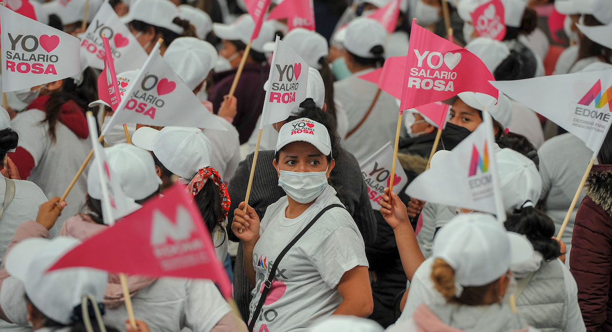 ¡Pide tus $2,400 del Salario Rosa 2022! Pasos y requisitos para solicitarlo