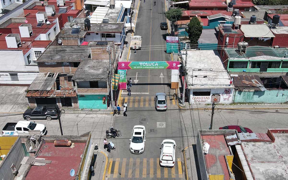 ¡Mucho ruido y pocas nueces! Así­ va la campaña de bacheo en Toluca