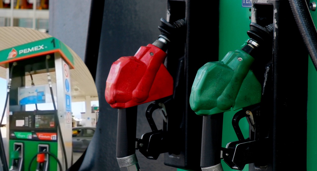 Capturan en video estafa en gasolinera de Toluca y se hace viral