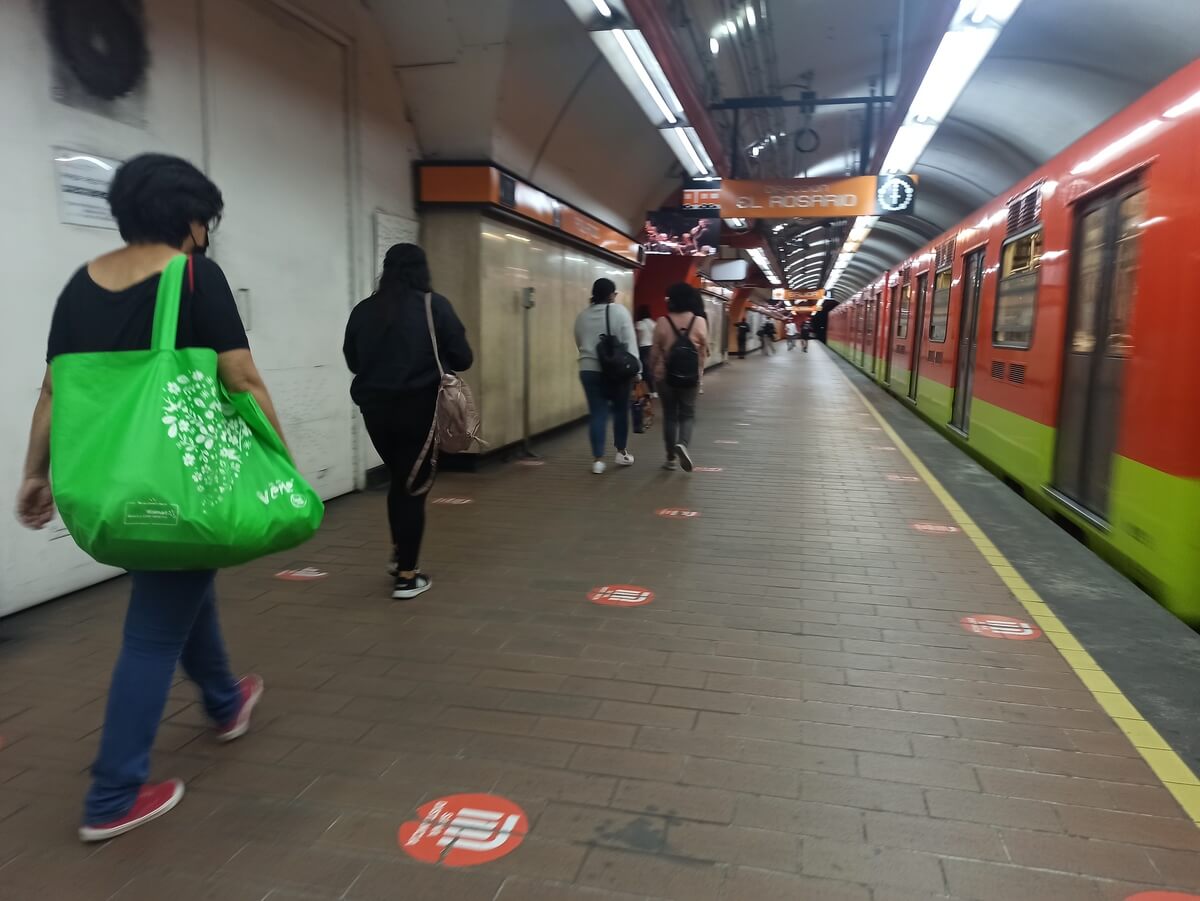Viajas a la CDMX y usas el metro, toma en cuenta estos retrasos