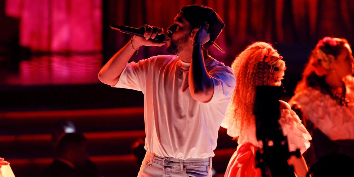 Bad Bunny la rompe en los Grammys 2023