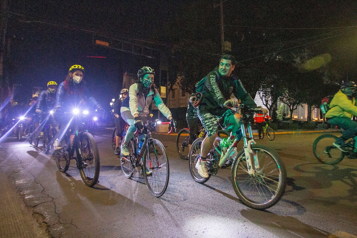 ¡A rodar de noche! Únete a las rodadas nocturnas en Metepec, horarios y dí­as