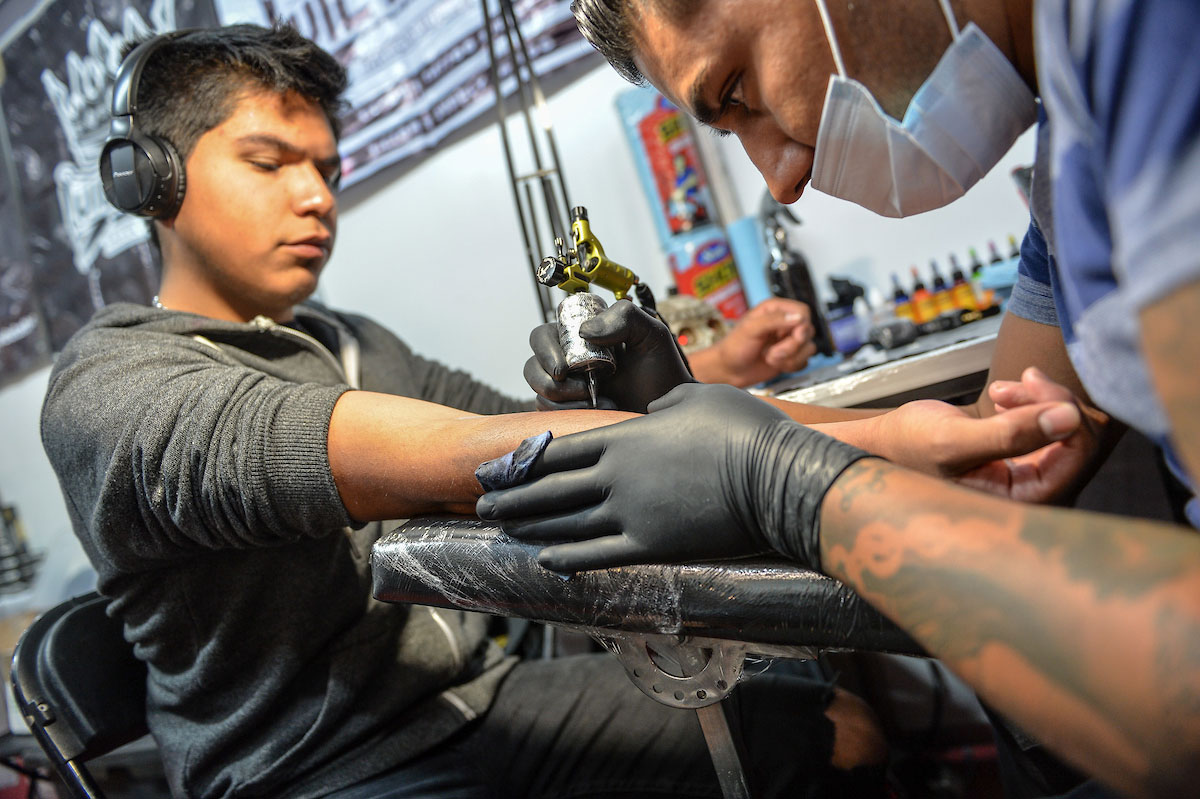 ¿Alguien dijo TATUAJES GRATIS? Este estudio de Metepec te los regala, mira cómo obtenerlos