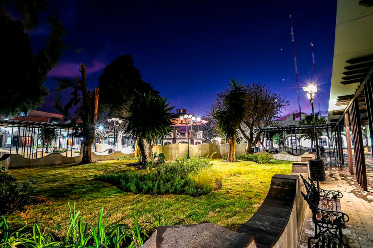 Visita la nueva Plaza del Mariachi en Calimayae