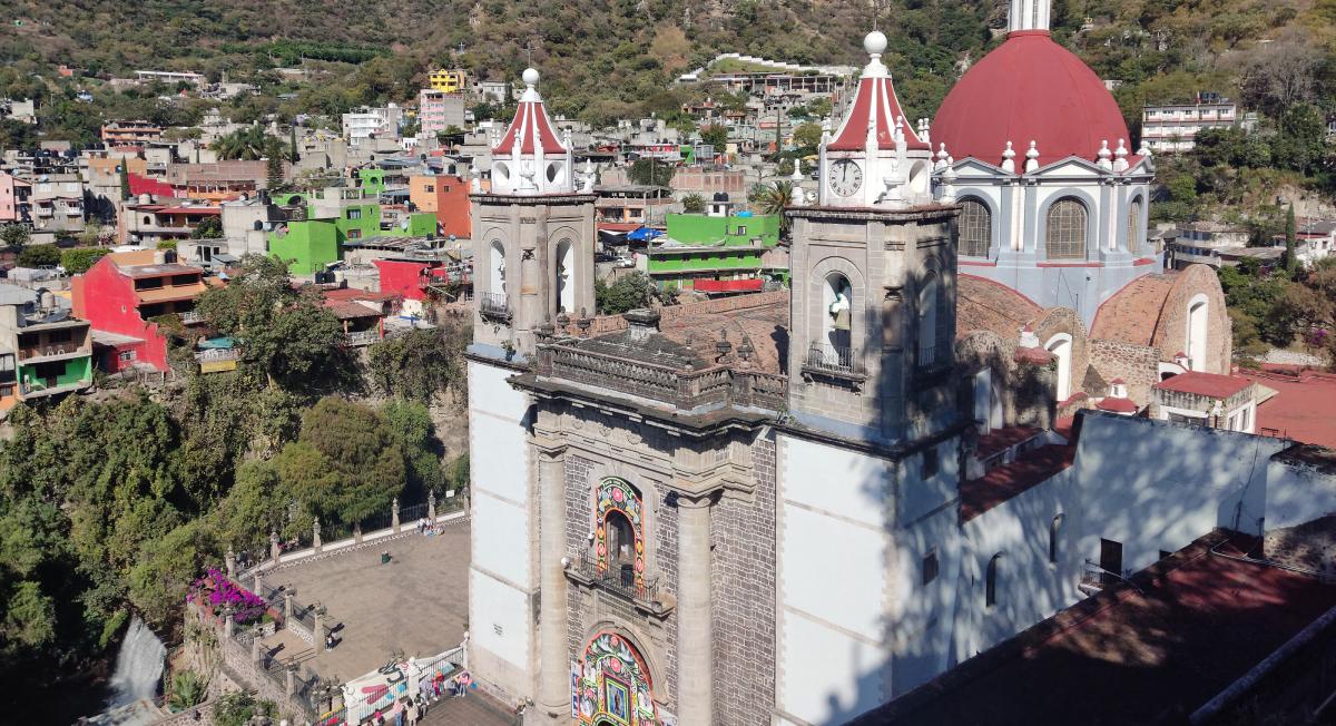 ¿Cuál es el horario de misas en Chalma y cuándo son las bendiciones de carros?