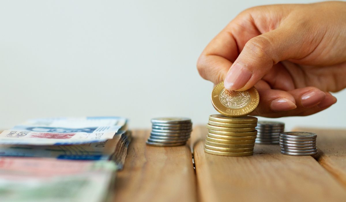 Reto de ahorro 2023: Obtén $156 mil solo con monedas de $10 y un garrafón