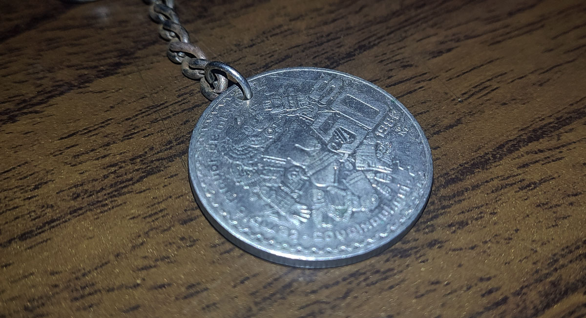 ¿Tienes una? Monedas de 50 se venden de 2 mil hasta en 20 mil pesose