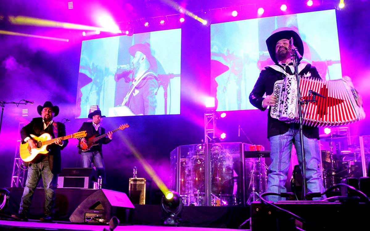 Afina tu garganta y prepara la cartera ¡Aún hay boletos para el concierto de Intocable en Toluca 2023!