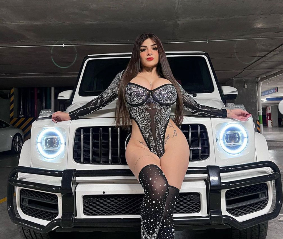 ¿Eres fea y sin chiste? Karely Ruiz te regala una CIRUGíA GRATIS cumpliendo estos 2 requisitos