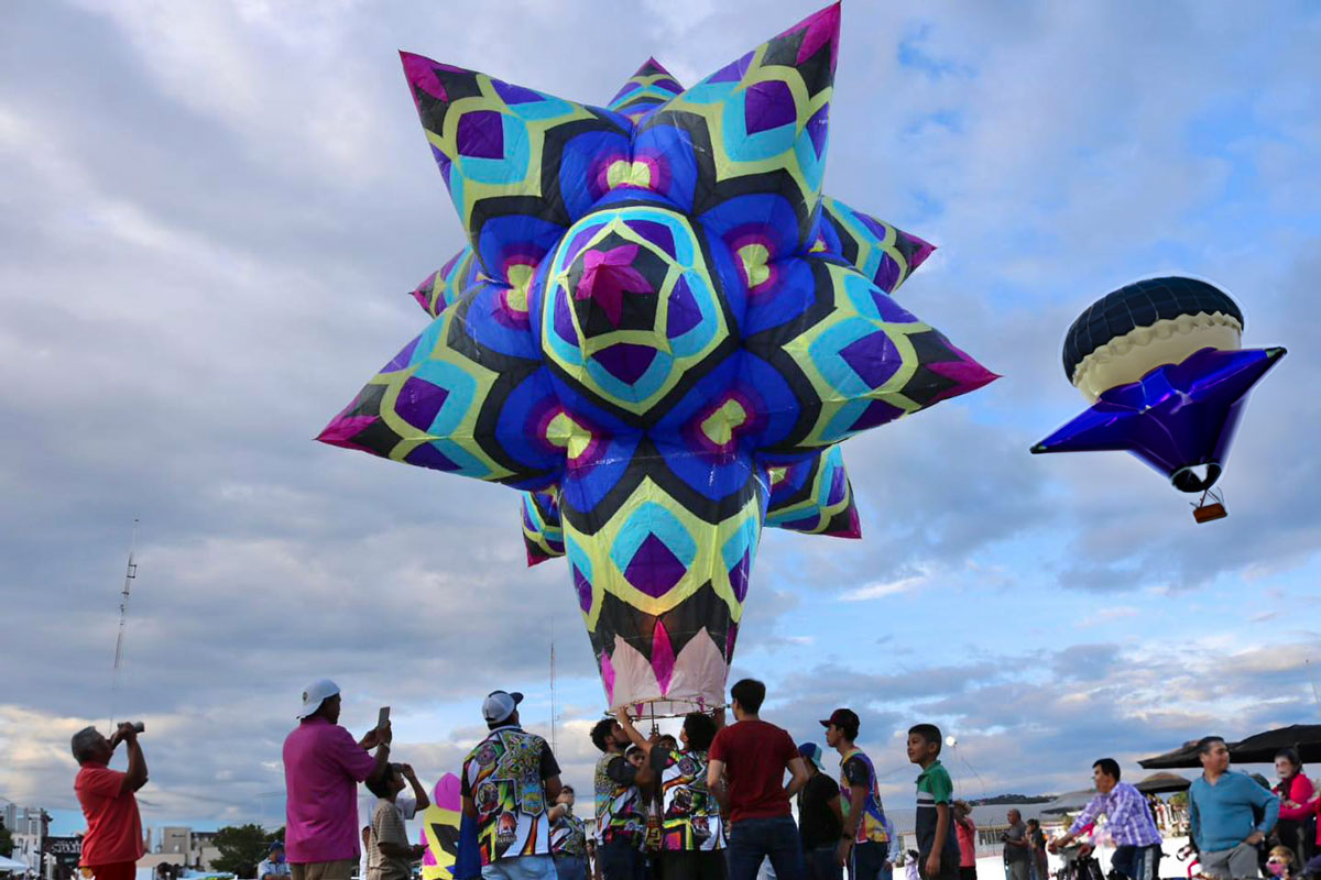 ¡Globos de cantoya! Vive el Festival de las Luces 2023 en este municipio del Edomex