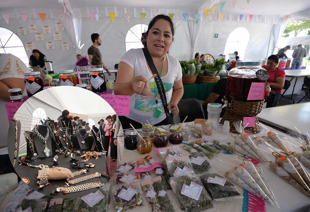 ¿Te gusta comprar artesaní­as? Ve al bazar Danti Green en Toluca