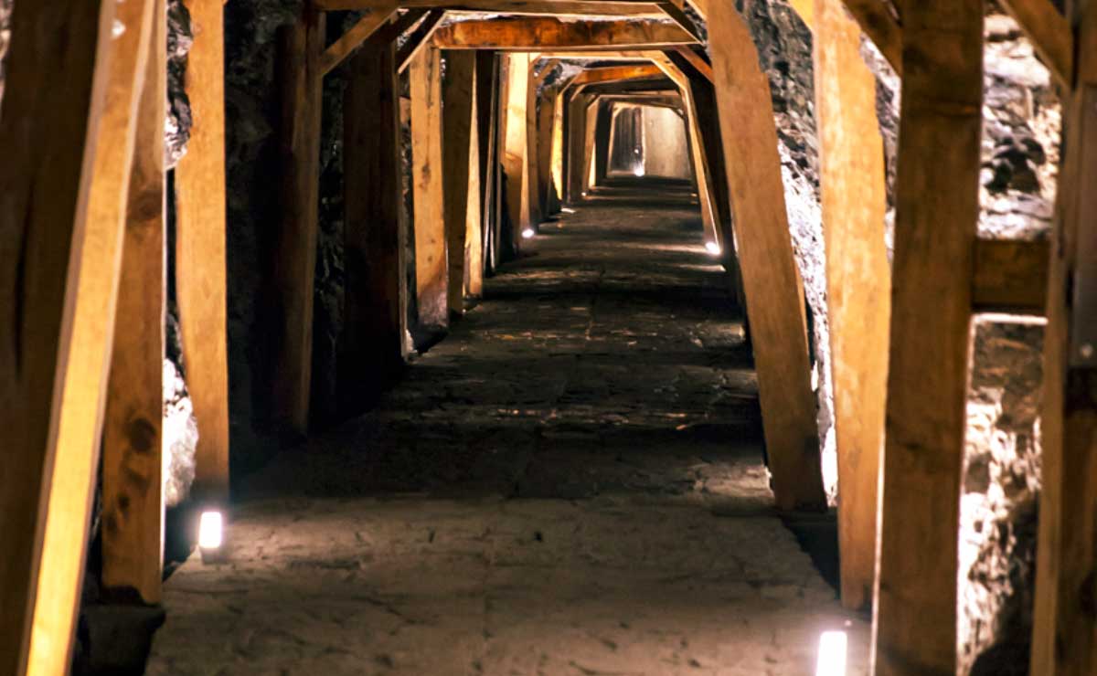 Descubre la fascinante historia del Socavón en El Oro